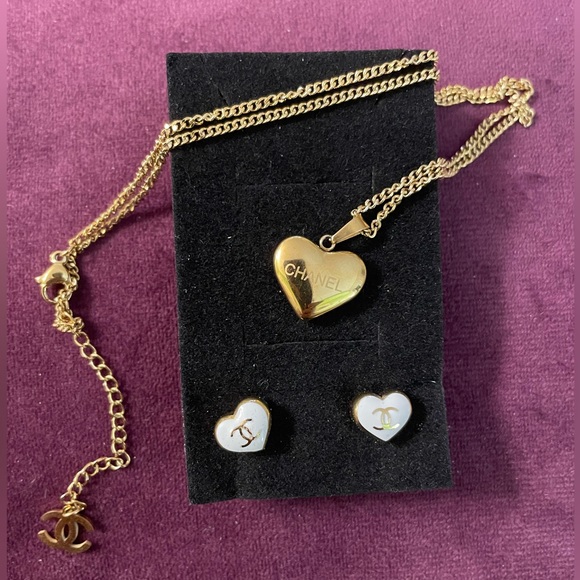 Authentic Repurposed Necklace and Earrings set - Picture 3 of 8